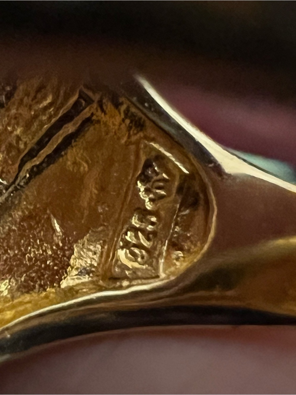 Gold-Tone Citrine Marquise Ring - Elegant Women's Jewelry. Stamped 925/? - Picture 4 of 9
